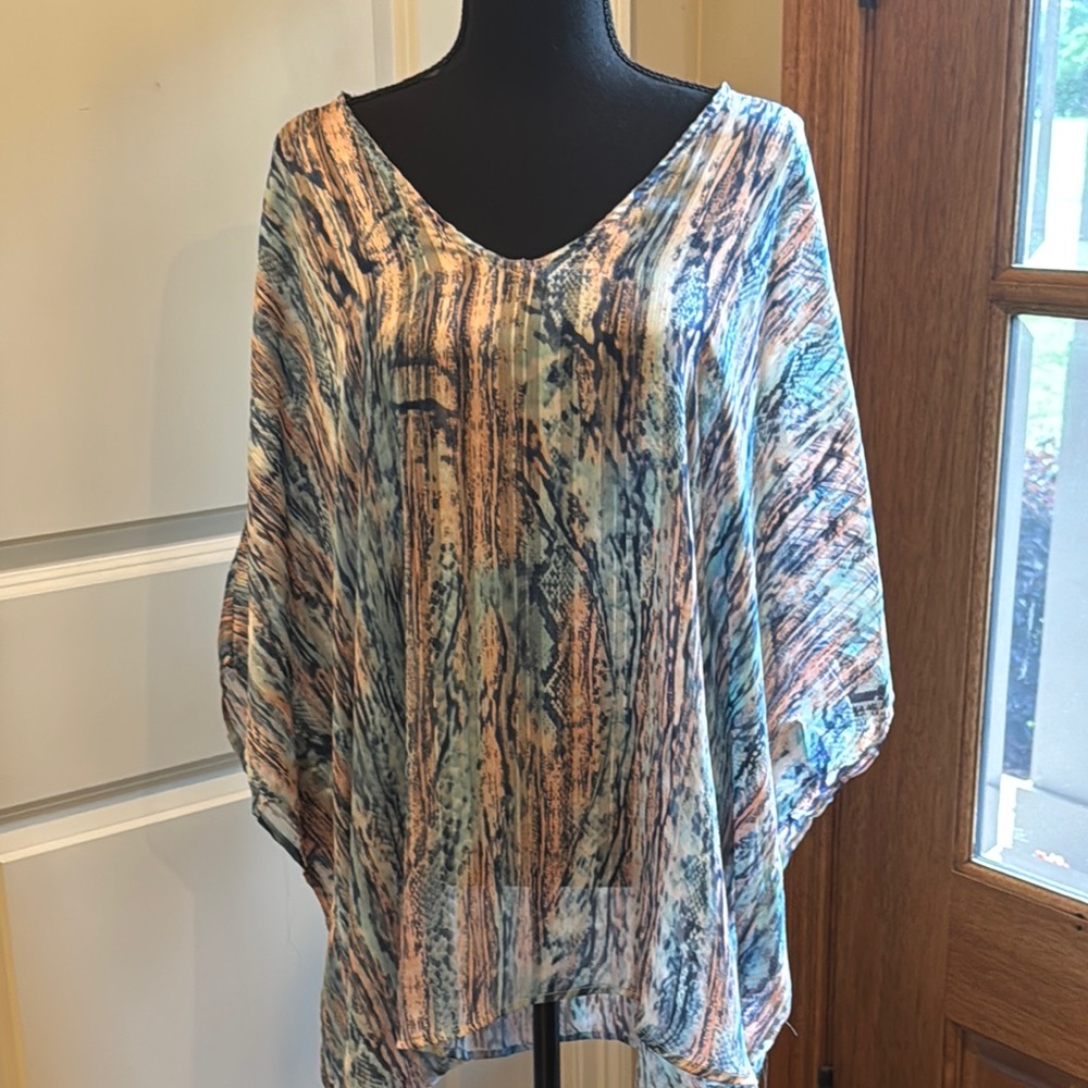 Adrienne Blue and Brown 3/4 Sleeve Boxy Tunic